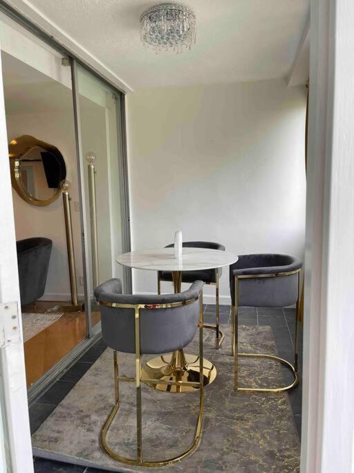 Apartamento Cozy Penthouse Atlanta,Ga Exterior foto